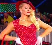 Lacey Evans
